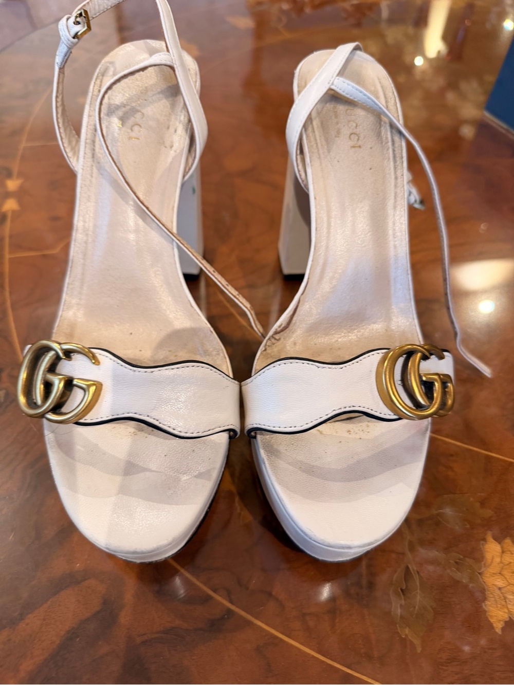 Gucci Cream Leather Block Heel Sandals with Gold Double G Sz 9.5